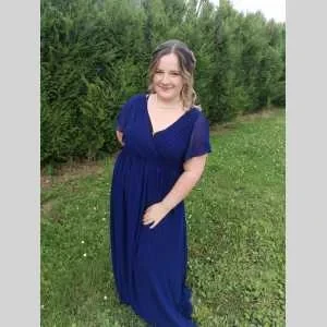 Salomé , babysitter à Mont Bernanchon