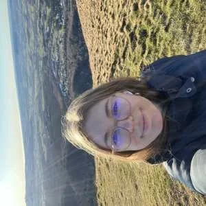 Luna, babysitter à Lille