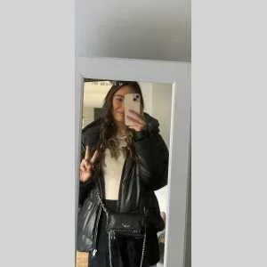 Janelle, babysitter à Amiens