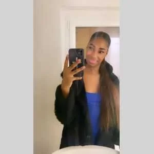 Alikewe, babysitter à Troyes