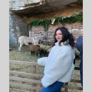 Mélissa , babysitter à Paris