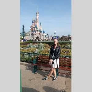 Lina , babysitter à Saint Raphael