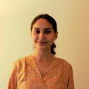 Dalia, babysitter à Paris