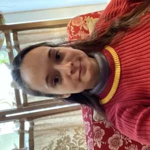 Alize, babysitter à Labege