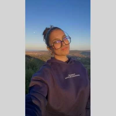 Inès , babysitter à Sainte Maxime