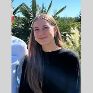 Chloé, babysitter à Mirande