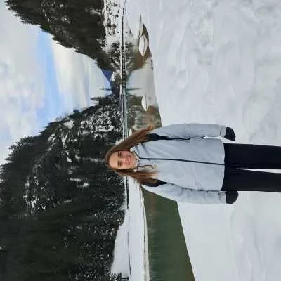 Elena, babysitter à Courchevel