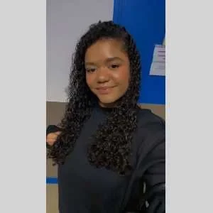 Alyssia, babysitter à Issy les Moulineaux