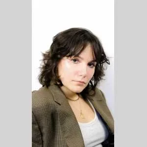 Lola, babysitter à Lyon