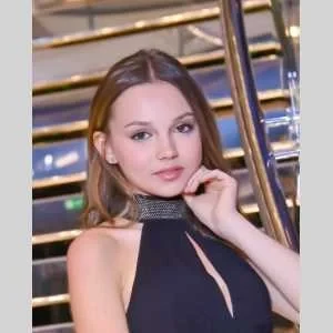 Cassandra, babysitter à Sete