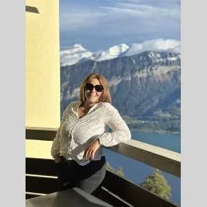 Coralie , babysitter à Chenelette