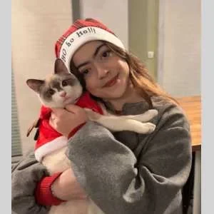 Louane, babysitter à Fouquieres les Lens