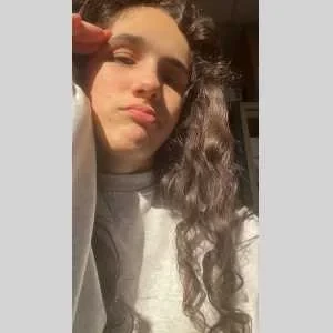 Loriane , babysitter à Cormeilles en Parisis