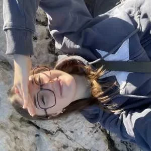 Romane, babysitter à Decines Charpieu