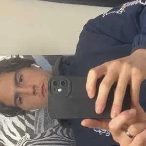 Thibault, babysitter à Lannion