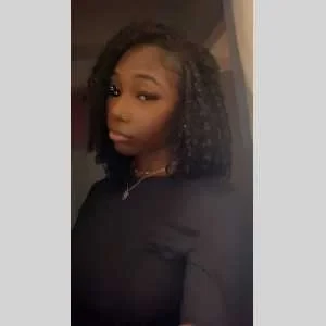 Biné, babysitter à Montreuil