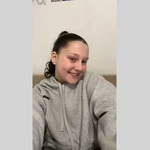 Louise, babysitter à Trignac