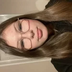 Kessy, babysitter à Loon Plage