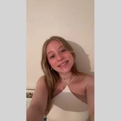 Clara, babysitter à Angers