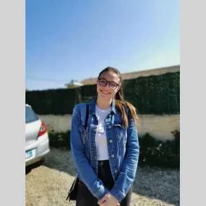 Maria isabel, babysitter à Roussillon