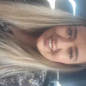 Romane, babysitter à Malaucene