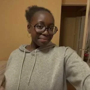 Paula, babysitter à Annecy