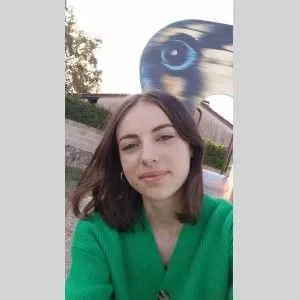 Justine, babysitter à Toulouse