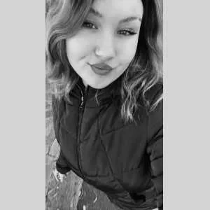 Sofia, babysitter à Saignes