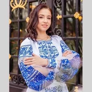 Olena, babysitter à Creteil