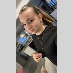 Chiara, babysitter à Pont de Ruan