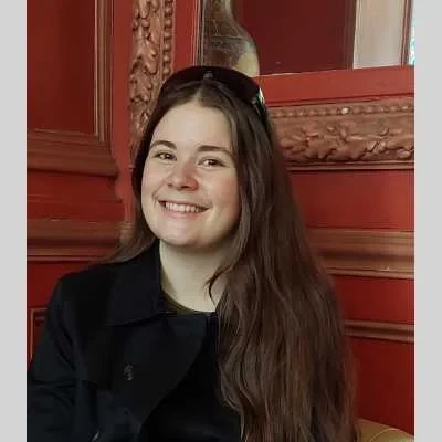 Louane, babysitter à Dammartin en Goele