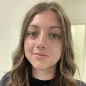 Célia, babysitter à Divonne les Bains