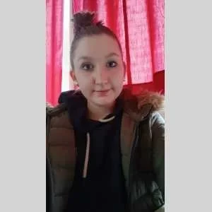 Soléane , babysitter à Serres