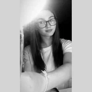 Lea, babysitter à Wingles