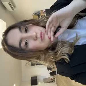 Leslie, babysitter à Saint Remy de Provence