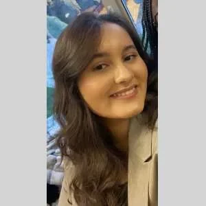 Manale, babysitter à Stains