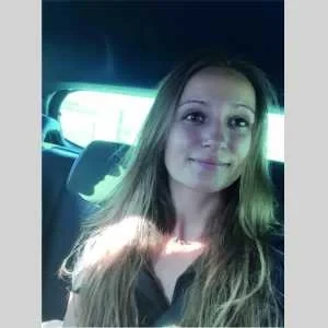 Zvinka, babysitter à Saint Laurent de Mure