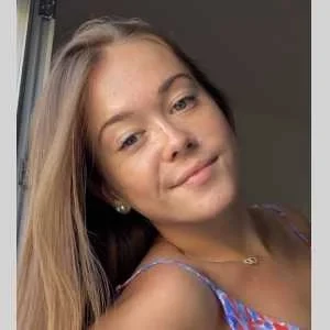 Nella, babysitter à Chantonnay