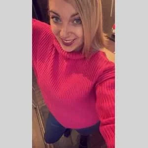 Elena, babysitter à Oyes