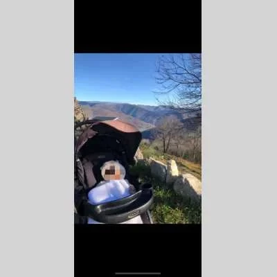 Lana et manon , babysitter à Saint Laurent des Arbres