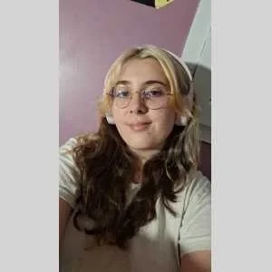 Sofia, babysitter à Montreuil