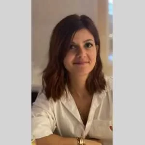 Marine, babysitter à Varennes Vauzelles