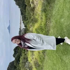 Angele, babysitter à Rignieux le Franc