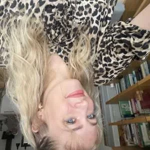 Ilyana, babysitter à Le Thor