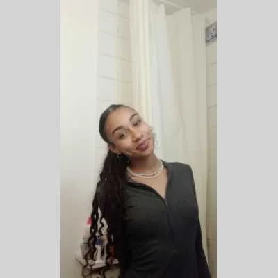 Léana, babysitter à Fontenay aux Roses