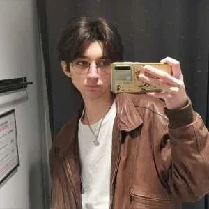 Mathieu, babysitter à Sainte Foy les Lyon