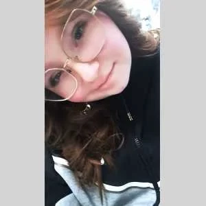 Ambre, babysitter à Marols