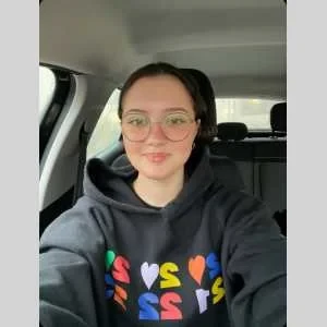 Louann, babysitter à Retiers