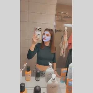 Alizée, babysitter à Tannois