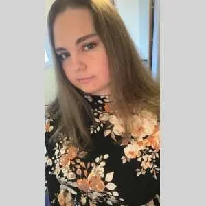 Anais, babysitter à Montvicq